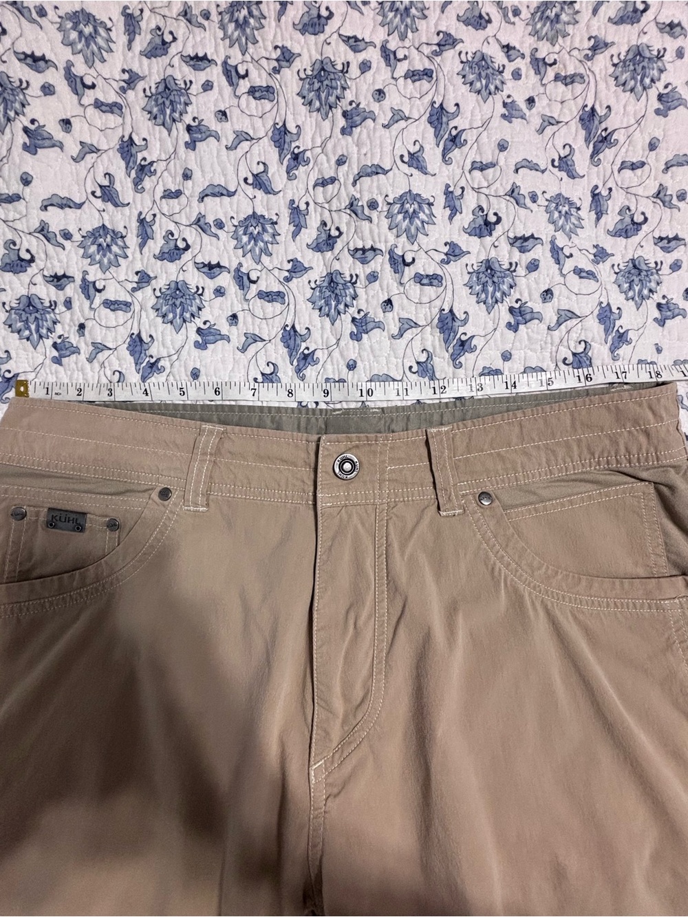 KÜHL Renegade Cargo Shorts Men’s 36 Khaki Stretch Hiking Outdoor Utility - Picture 9 of 15